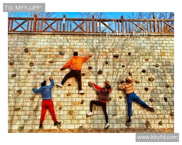 武汉攀岩队在全国攀岩配合排行榜中荣获第四名的佳绩