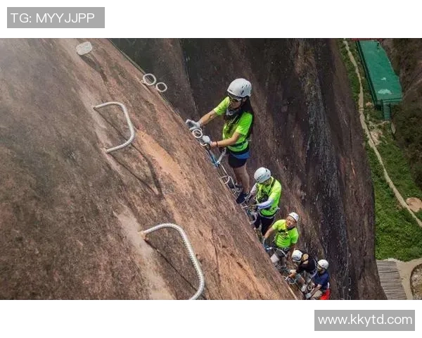 重庆极限运动队反击体系的战术探索与实践分析