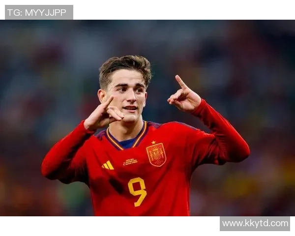 加克波的崛起之路：从青年才俊到足球世界的新星探秘